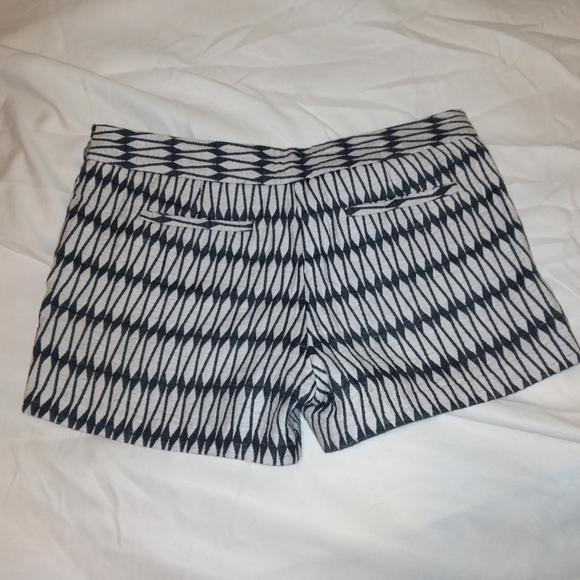 Joe Fresh Black and White Dress Short - Picture 3 of 5